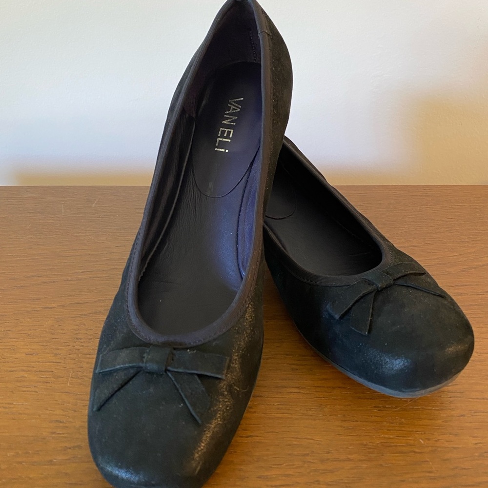 Vaneli Marie Black Flats